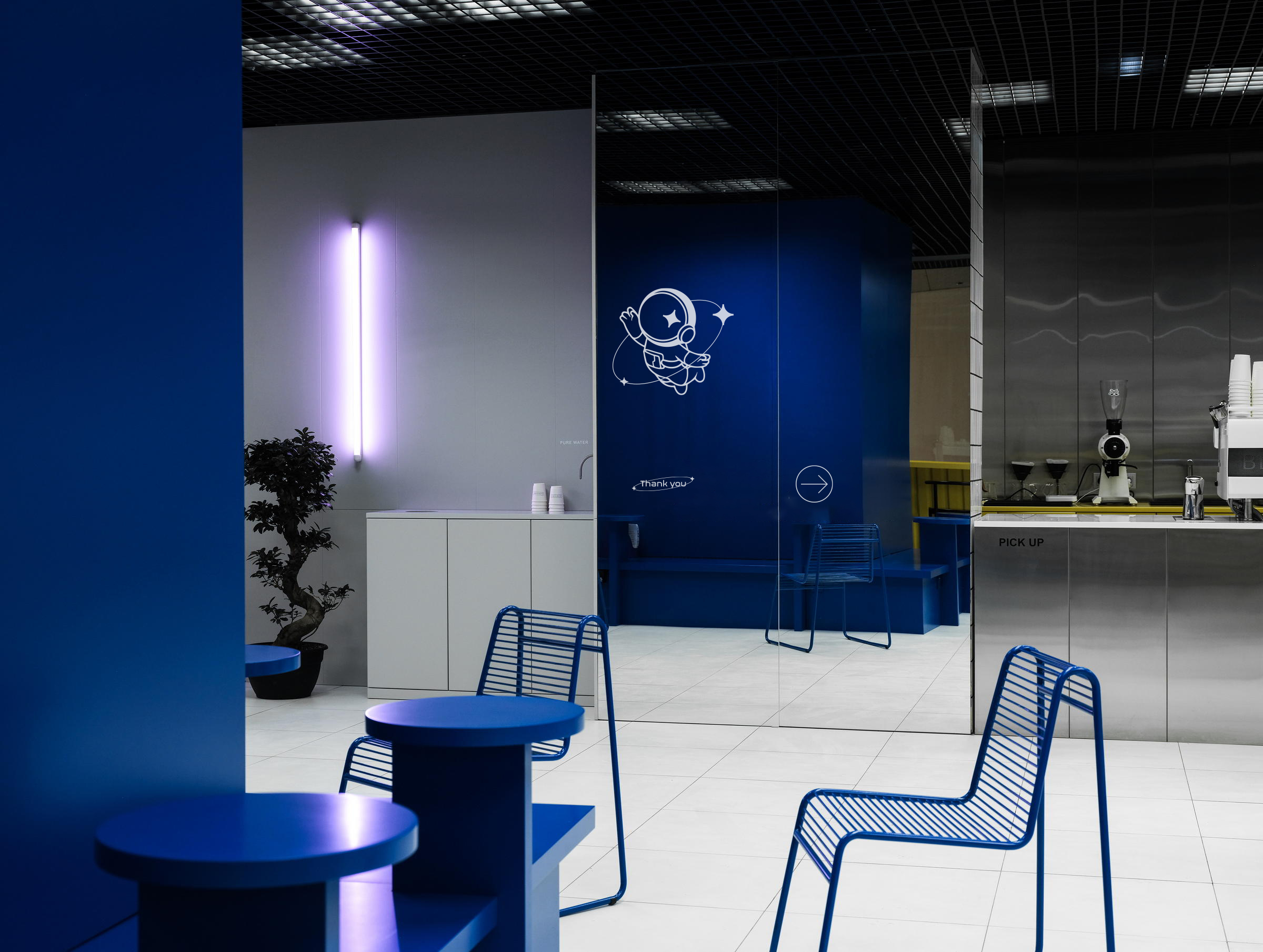 Sky coffee - Brand Identity 4.jpg